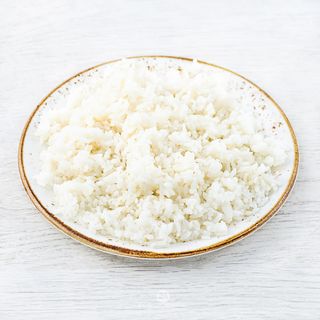 Рис припущенный с маслом