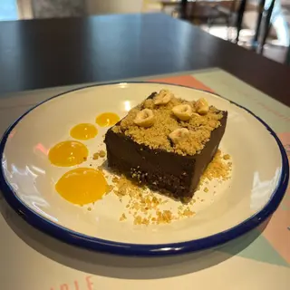 Tarta De Chocolate Y Avellanas