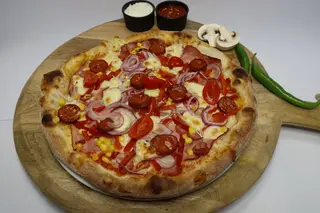 Pizza Taraneasca