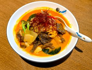 Vita cu curry rosu - thailandez