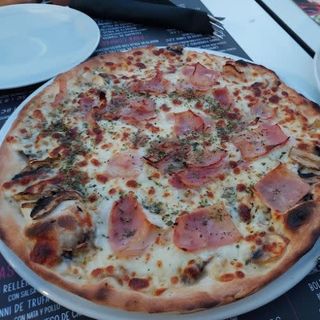 Pizza Toscana 