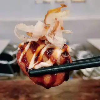 29. Takoyaki (2 Uds.)