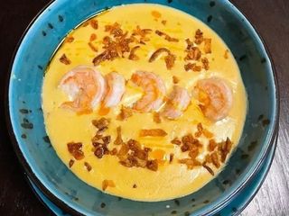 Сирний крем суп з креветками (300g)