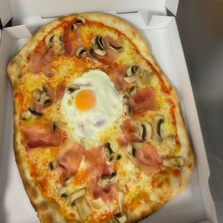 Pizza Clásica Carbonara