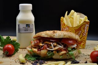 Meniu vita la pita kebab