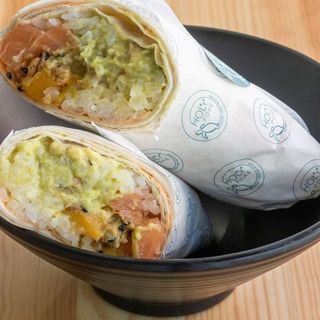 SALMÓN ROLL