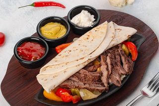 ФАХИТАС ИЗ ГОВЯДИНЫ