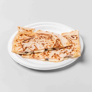 Cassone cotto, mozzarella e funghi