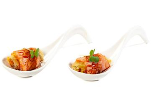 75 Salmon flower roll