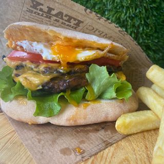 Двоен телешки бургер 