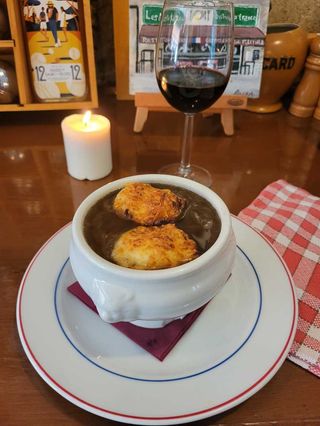 Soupe À L'Oignon Gratinée 