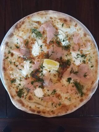 Pizza Salmone