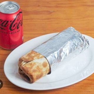 15. Rollo Kebab mediano Y Bebida