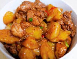 Pollo saltato con patate