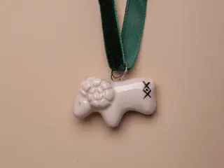 Підвіска Баранчик білий