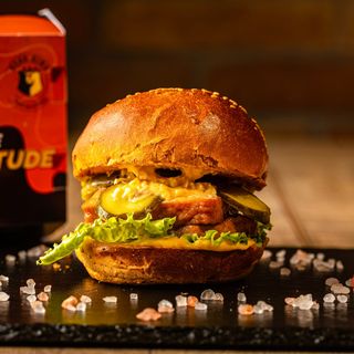 LeBurger Cheddar și cartofi Fry'n Dip