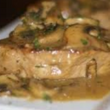 Свински карета с гъбен сос 