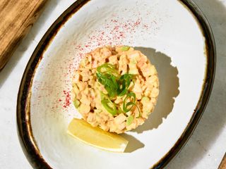 Тар тар з креветок та авокадо (170г)