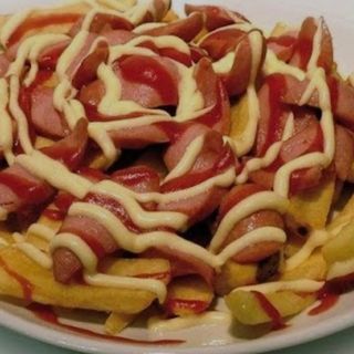 Papas Con Salchichas