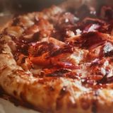 PIZZA BARBACOA    (Mediana)