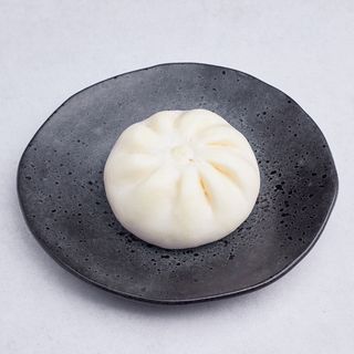 Bułeczka BAO z mięsem i grzybami