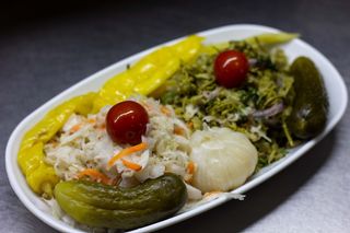 მჟავის ასორტი