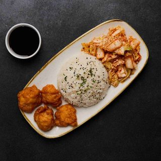 Arroz con Karaage y Kimchi