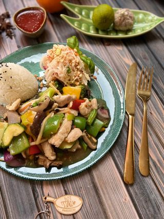 Kurczak z warzywami cała porcja