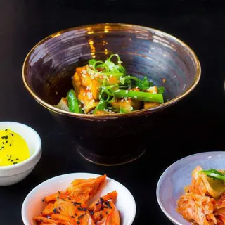 DUBU JORIM + RYŻ + ZESTAW BANCHAN