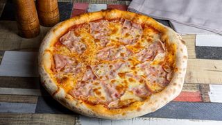 Pizza Prosciuto Ø32cm