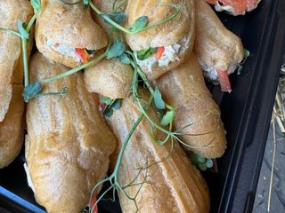 Профітролі фаршировані тунцем,та печінковим паштетом