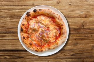 Pizza Tonno E Cipolla