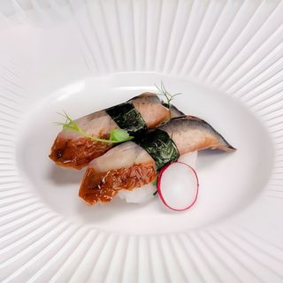 51. Nigiri unaghi