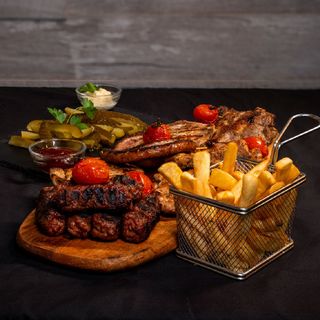 Platou Mix-Gril 4 5 persoane