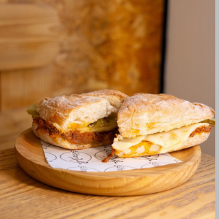 Bocata de Pollo Mechado