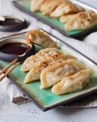 Gyozas de pato (4 pzs.)