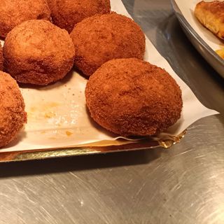 Arancinu all'amatriciana