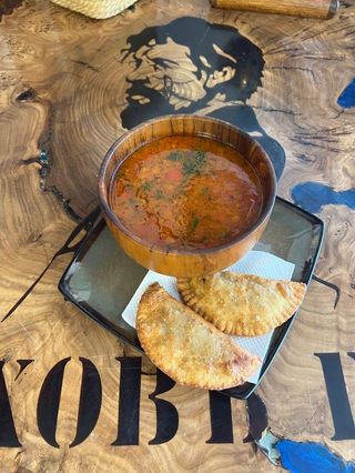 Суп "Харчо" с чебуреками