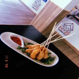 Gambas En Tempura Con Salsa Agridulce