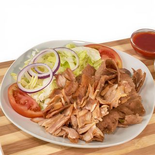 Plato Kebab Con Ensalada