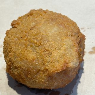 Frittatina pasta e patate con provola