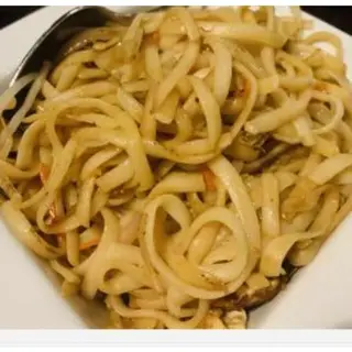 59. Tallarines Fritos Tres Delicias