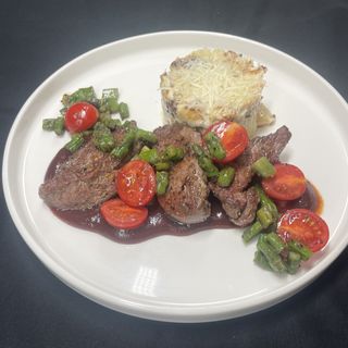 Печено Телешко филе 350 гр