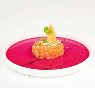 280 Tartare salmone plus