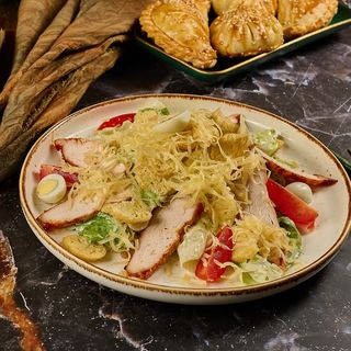 Салат "Цезарь" с курицей