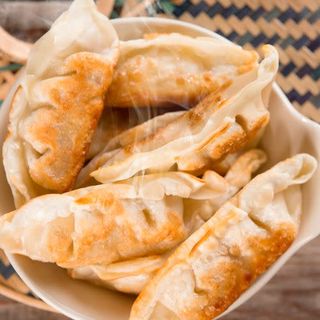 7P. Gyozas De Pollo Y Verduras A La Plancha (6 Uds.)