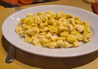 Tortellini crema di parmigiano
