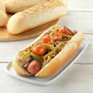 Súper Frankfurt Con Cebolla Y Pepinillo