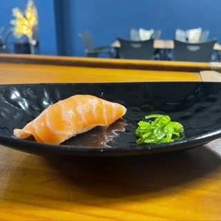 Nigiri De Salmón