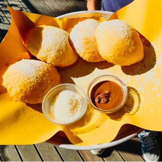 Accompagnato da Nutella